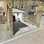 Metro Residence W6