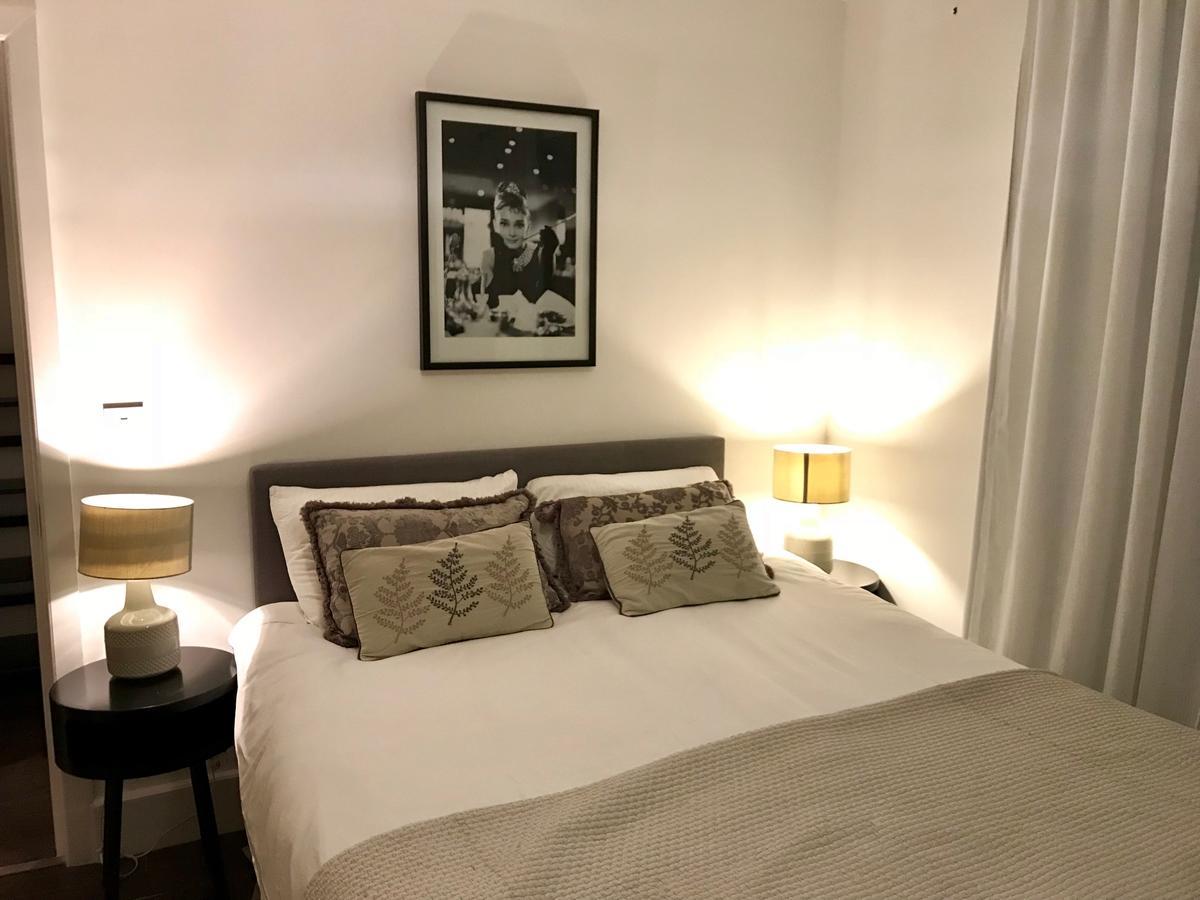 Guest house Metro W6